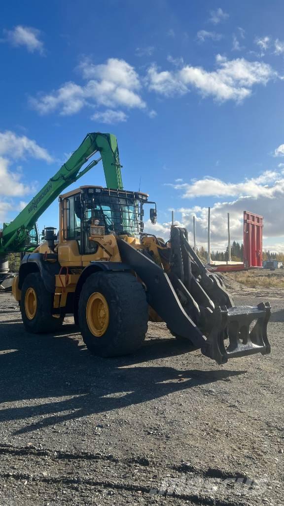 Volvo L 120 H Pale gommate