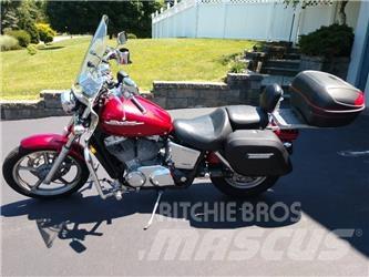 Honda VT1100 Barche da lavoro, chiatte e pontoni