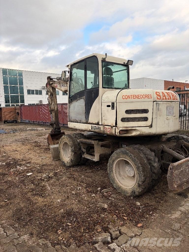 Terex HML 32 Escavatori gommati