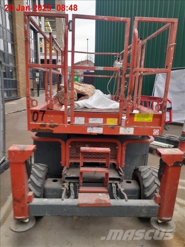 SkyJack 6832 RT Piattaforme a pantografo