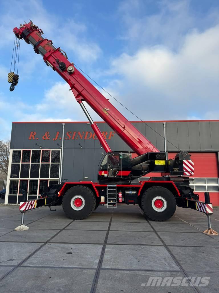 Terex RT 100 Gru per terreni difficili