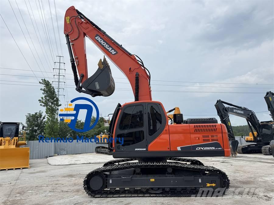 Doosan DX 225 LC-9C Escavatori cingolati