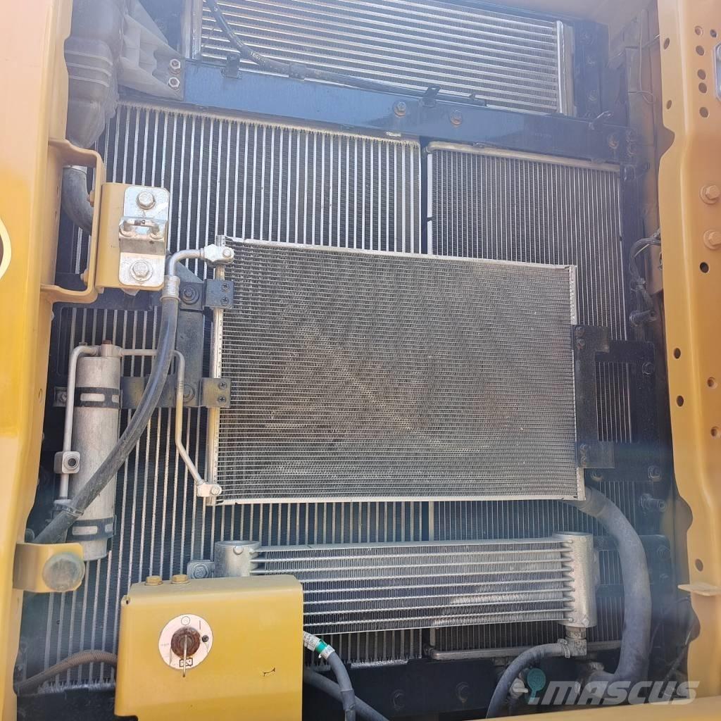 CAT 330 GC Escavatori cingolati