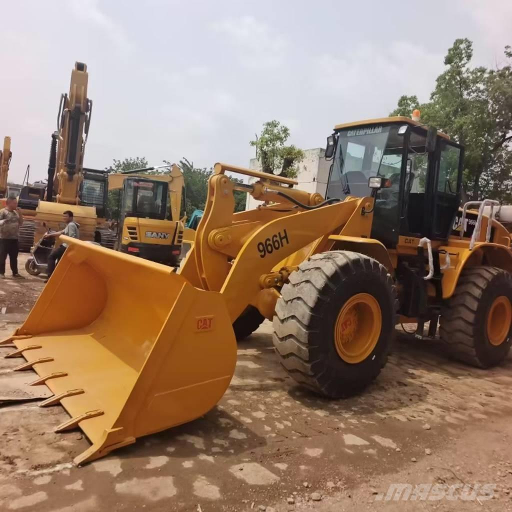 CAT 966 H Pale gommate