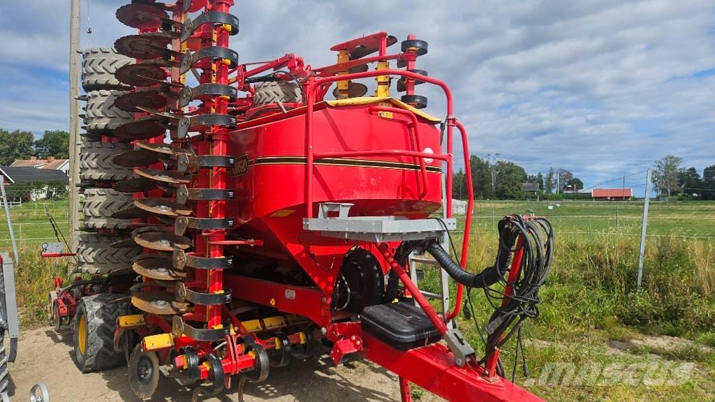 Väderstad Spirit800S Perforatrici