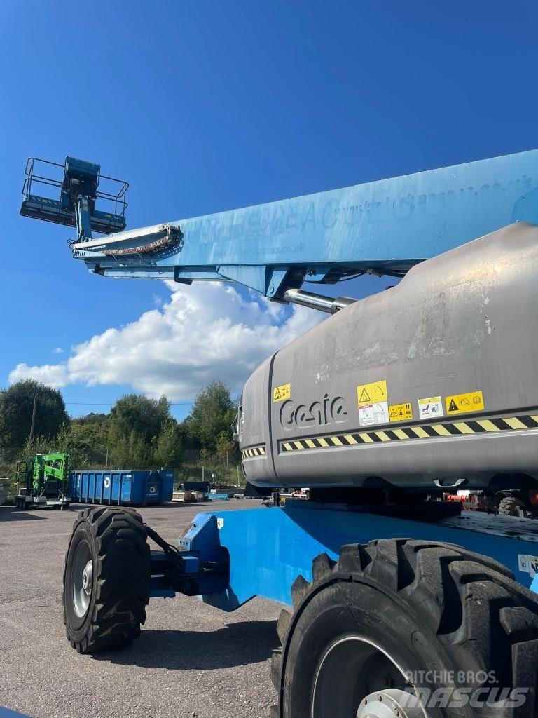 Genie S 125 Piattaforme a braccio articolato