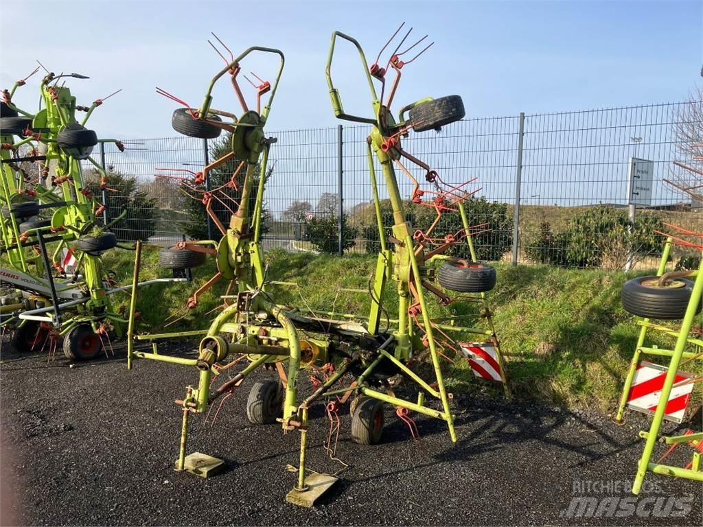 CLAAS Volto 640 HR Ranghinatori