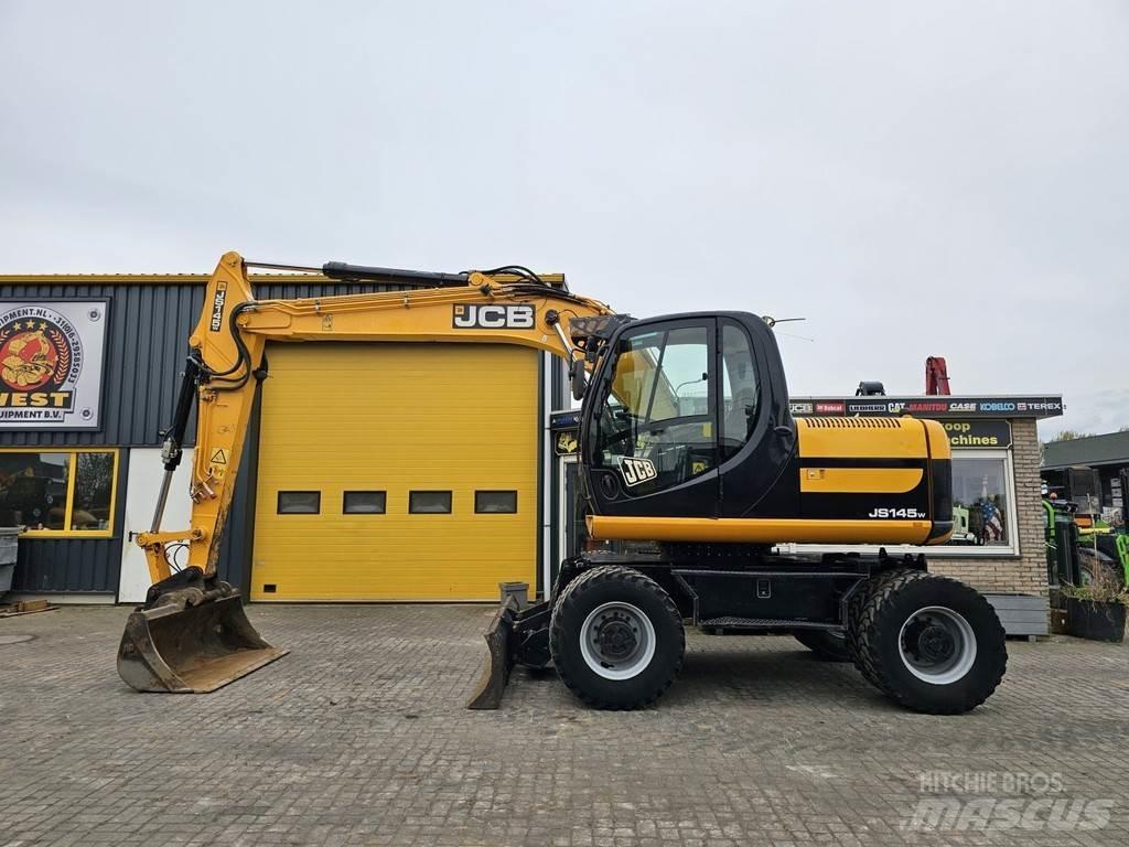 JCB JS145W Escavatori gommati
