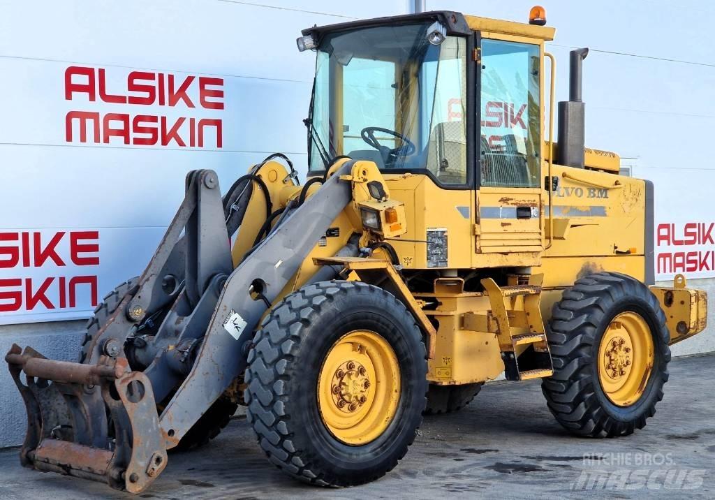 Volvo L50B Pale gommate