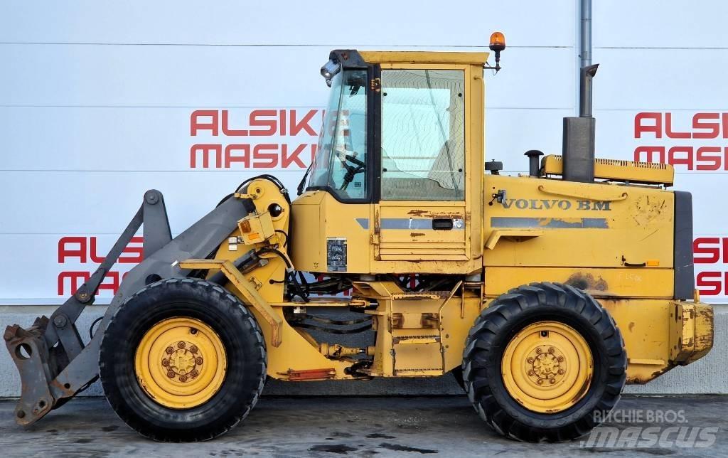Volvo L50B Pale gommate