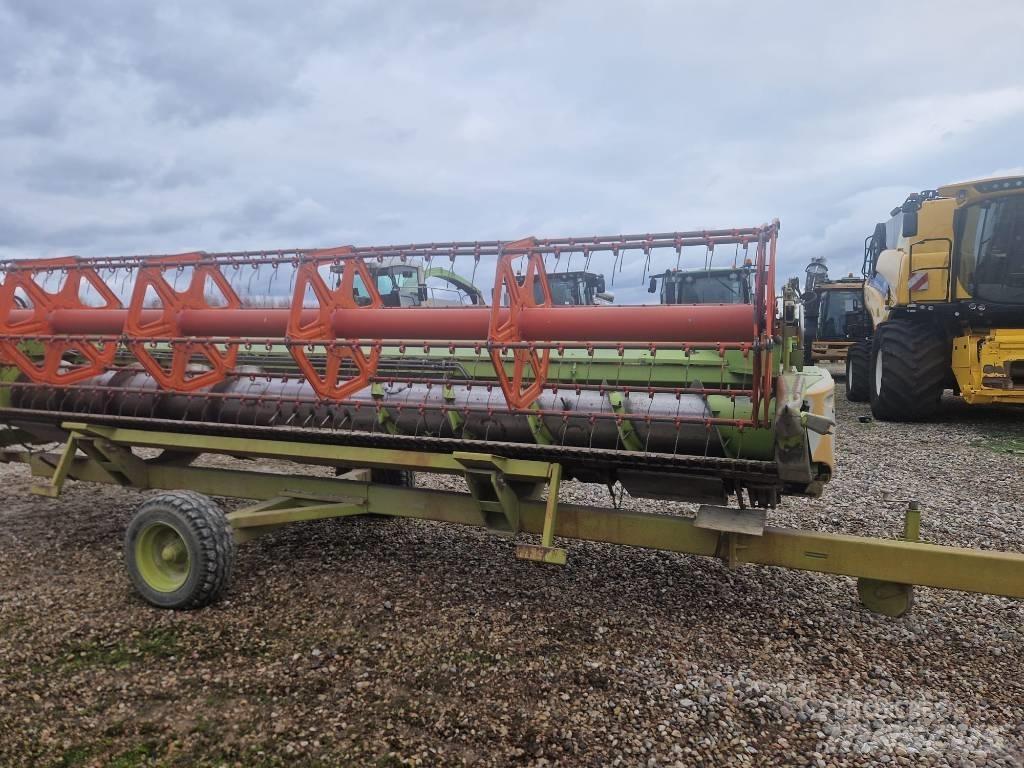 CLAAS Lexion 660 Mietitrebbiatrici