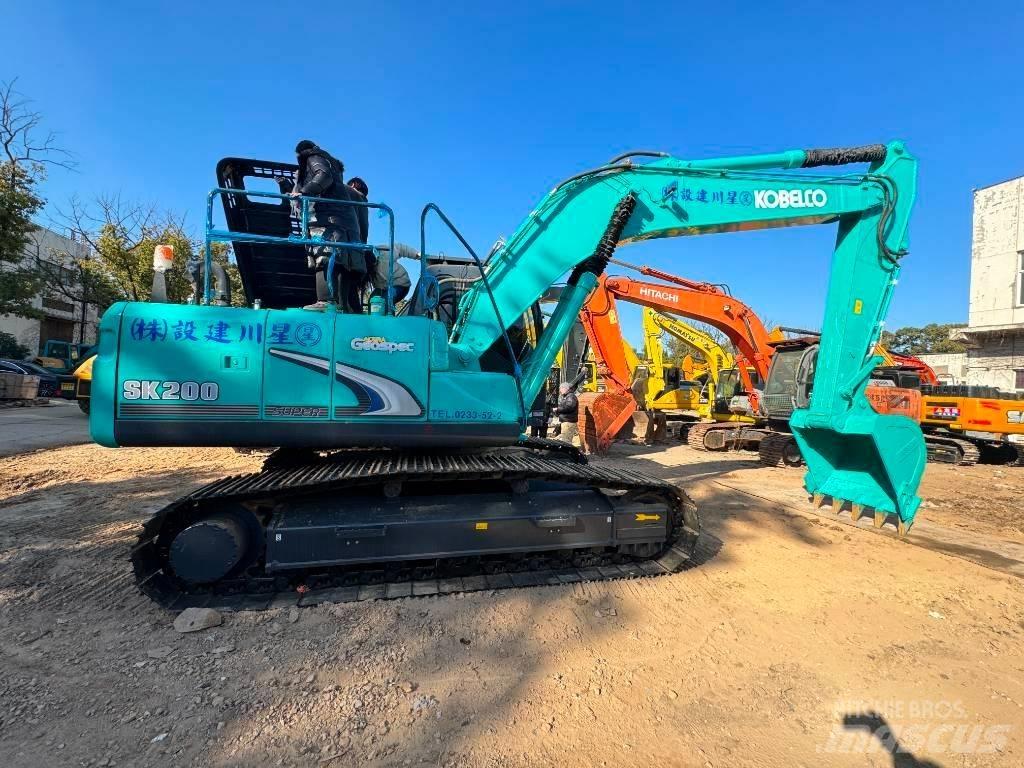 Kobelco SK 200-8 Escavatori cingolati