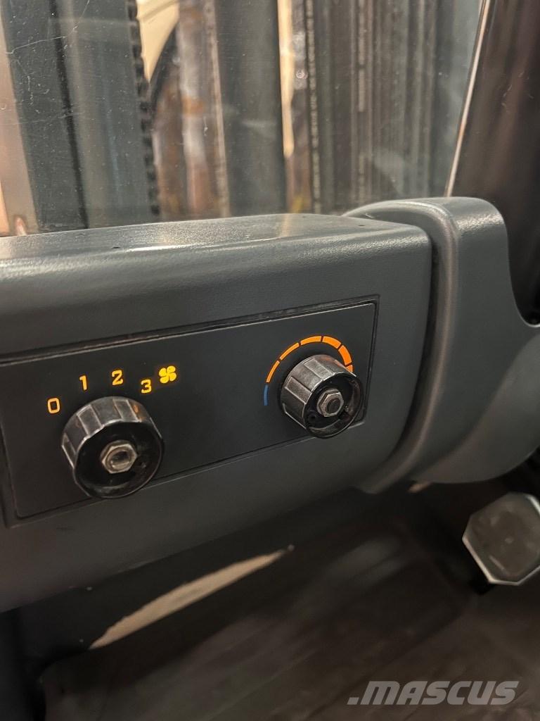 Jungheinrich EFG220k Carrelli elevatori elettrici