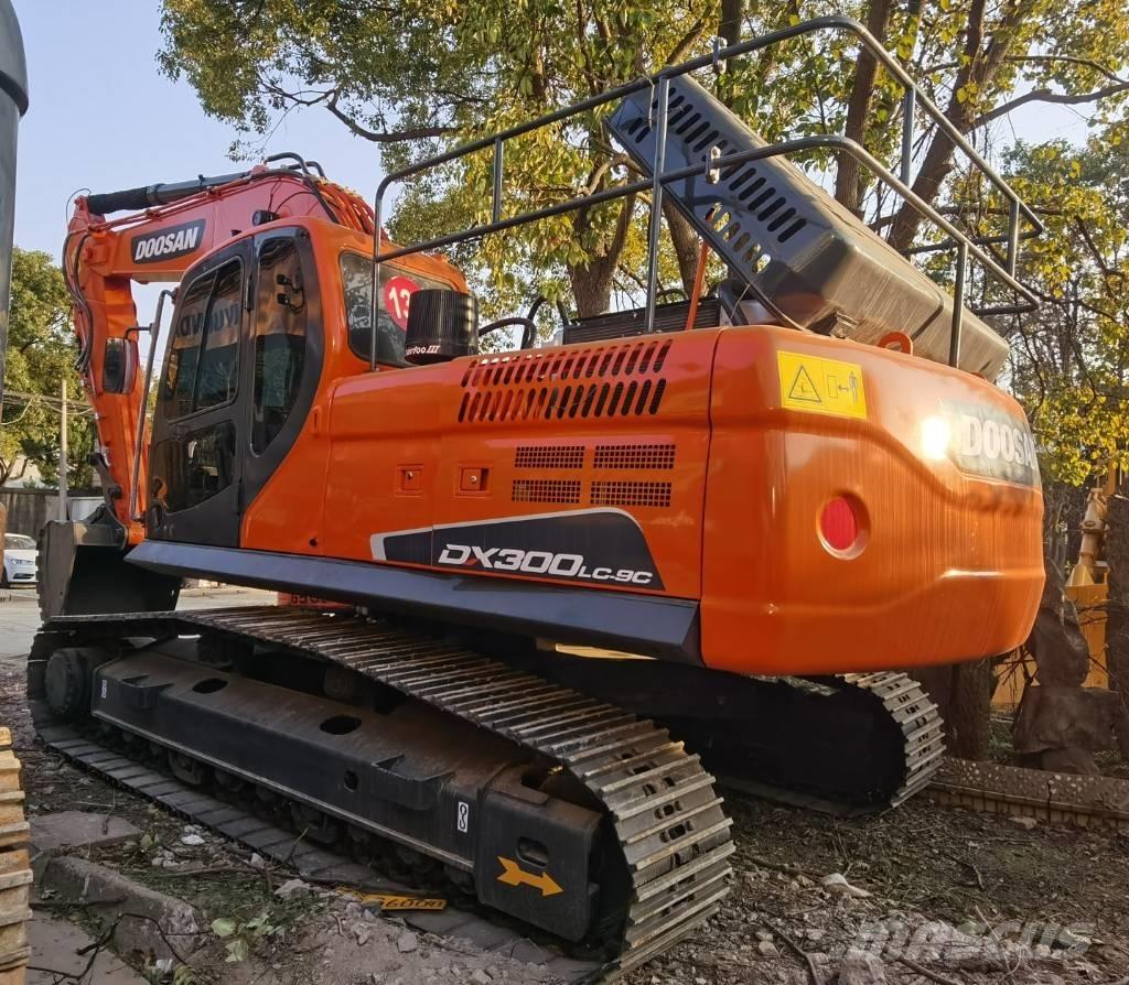 Doosan DX 300 LC Escavatori cingolati