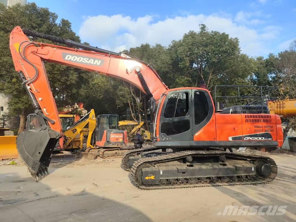 Doosan DX 300 LC Escavatori cingolati