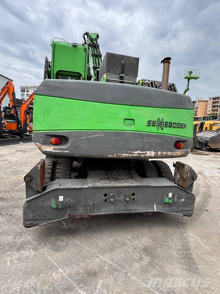 Sennebogen 821 M Movimentazione rifiuti