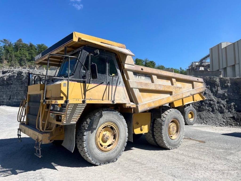 CAT 771D Dumper a telaio rigido