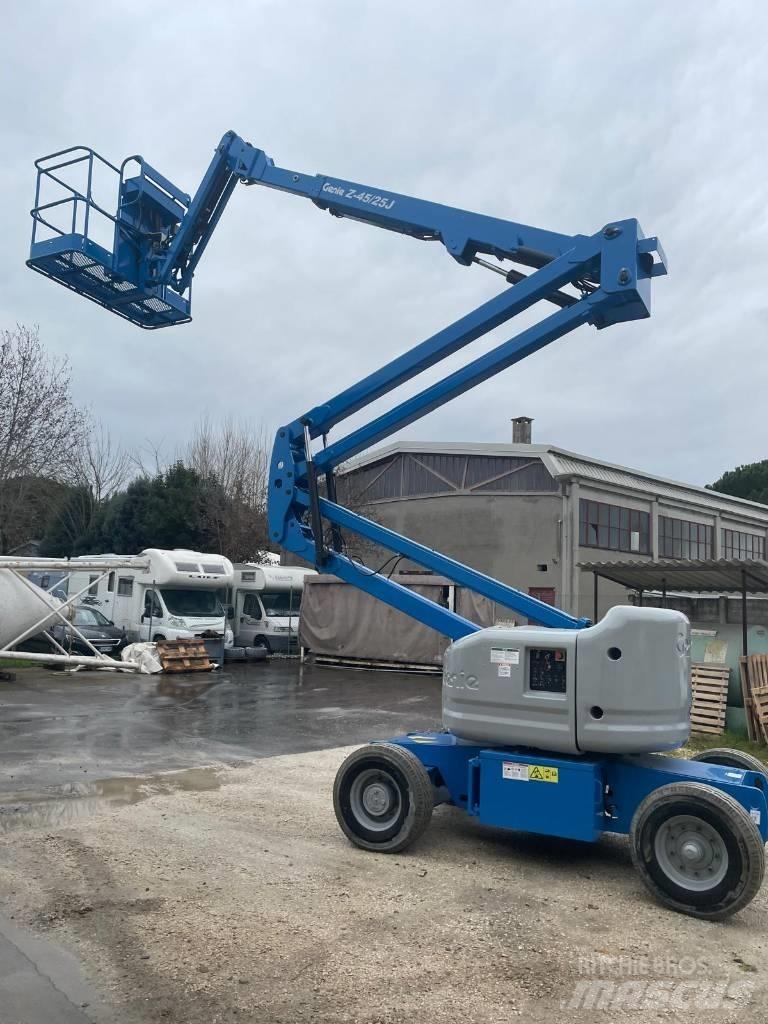 Genie Z 45/25 DC Piattaforme a braccio articolato