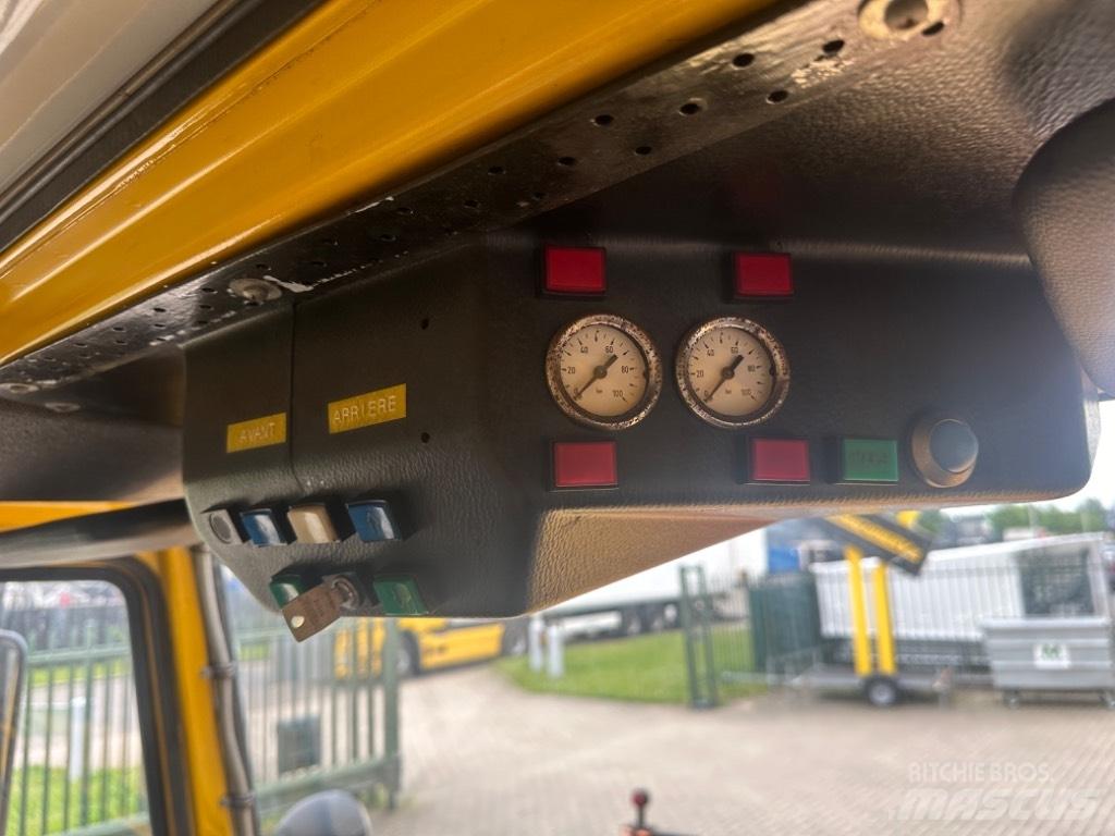Unimog U1400 Rail Spargisabbia e spargisale
