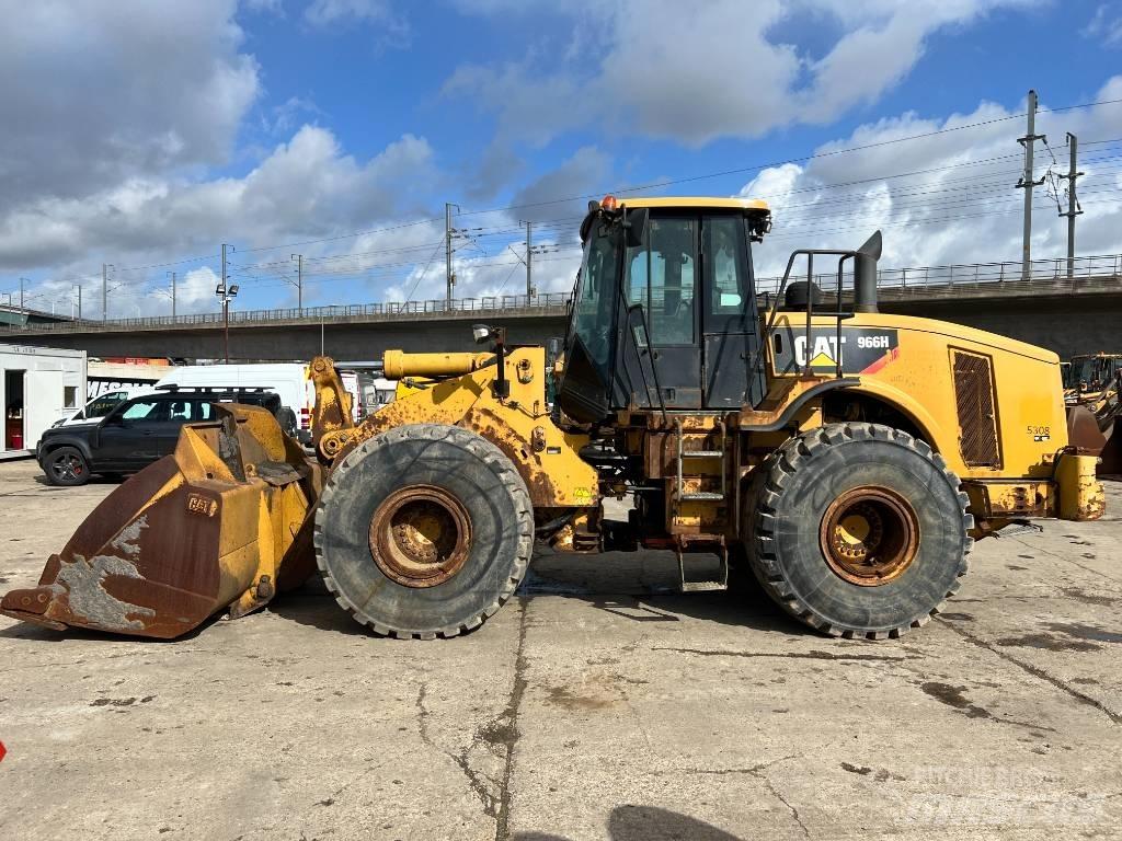 CAT 966 H Pale gommate