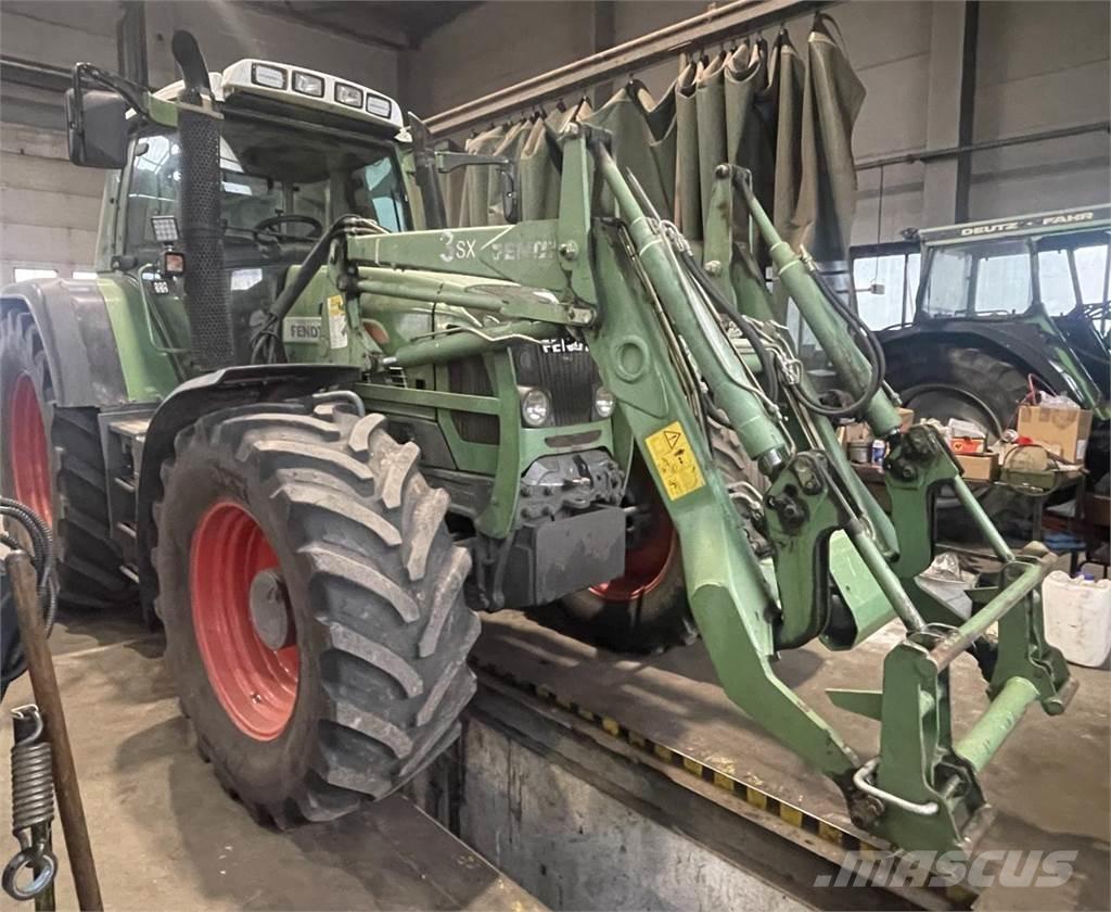 Fendt 820 Vario Trattori