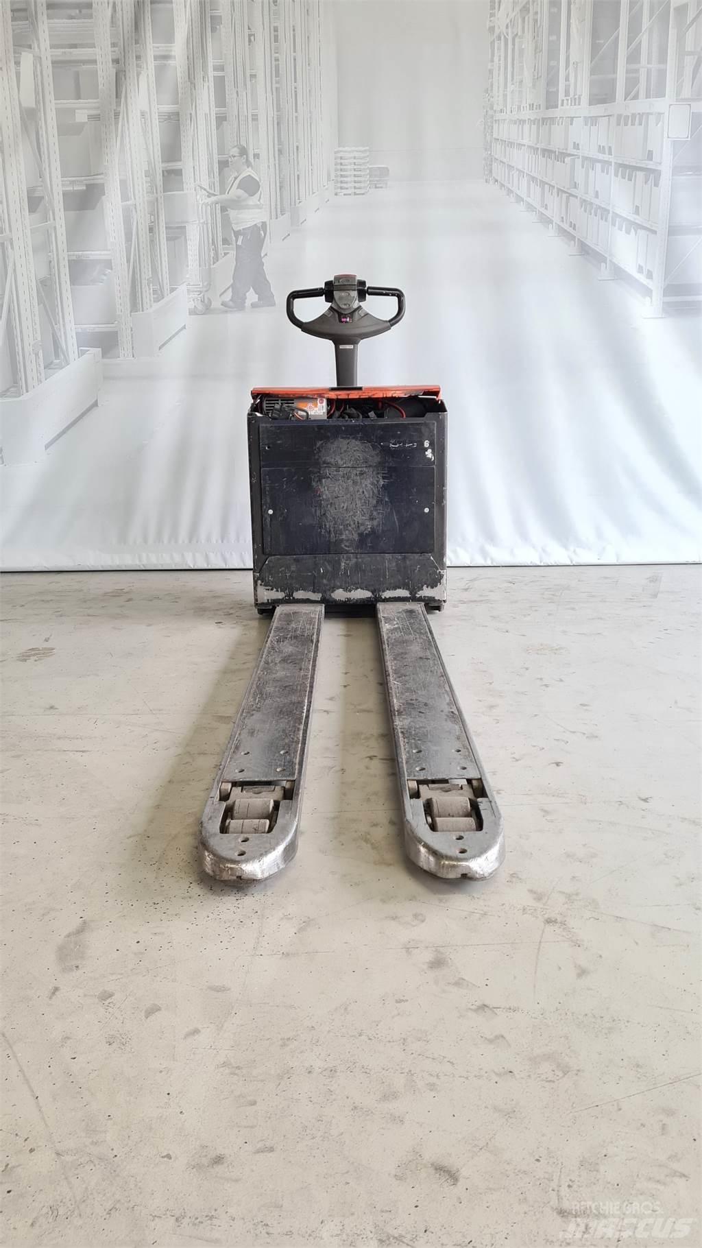 Toyota LWE 250 Transpallet manuale
