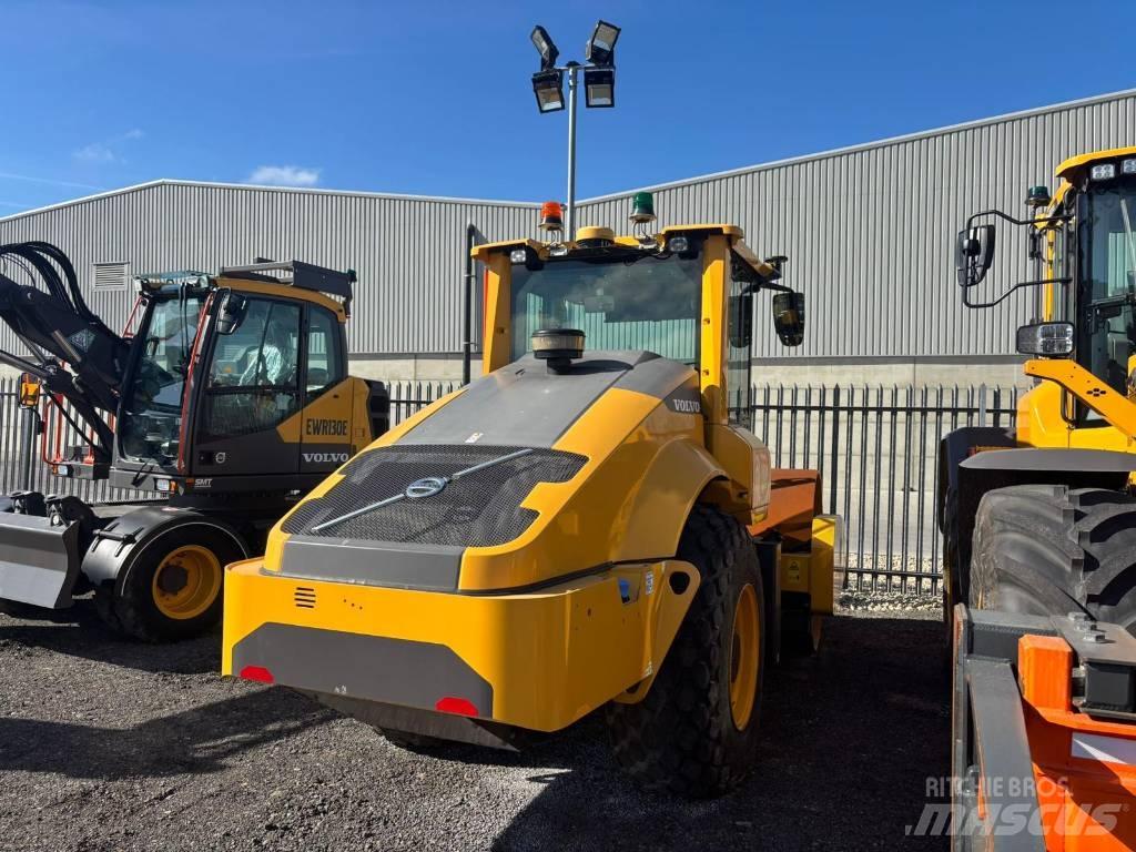 Volvo SD 160 B Rulli gommati