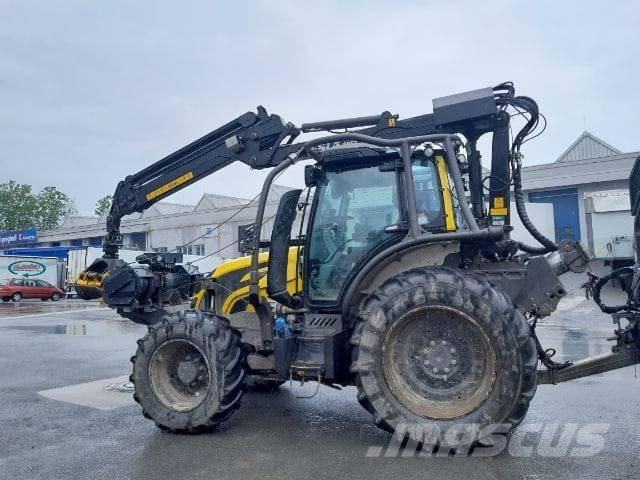 Valtra N153 Altri mezzi forestali