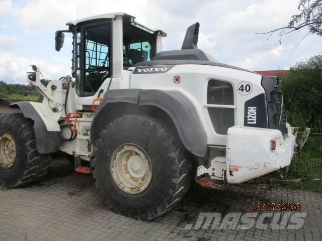 Volvo L 120 H Pale gommate