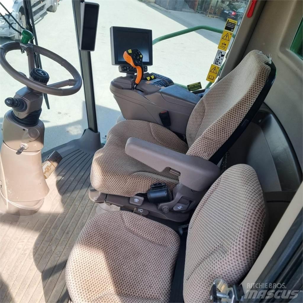 John Deere S 790 Mietitrebbiatrici