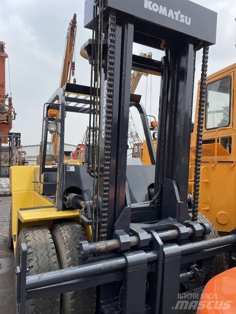Komatsu 15 Ton Carrelli elevatori diesel