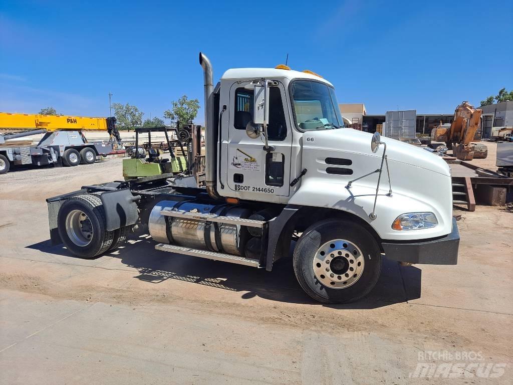 Mack CX612 Motrici e Trattori Stradali