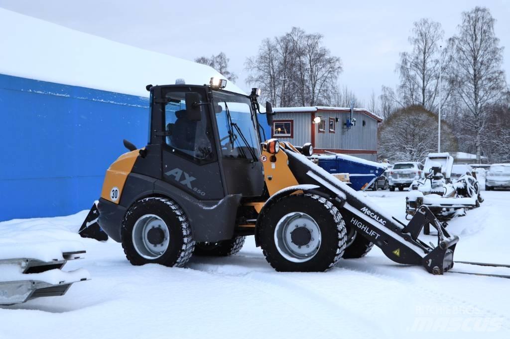 Mecalac AX850-HL Pale gommate