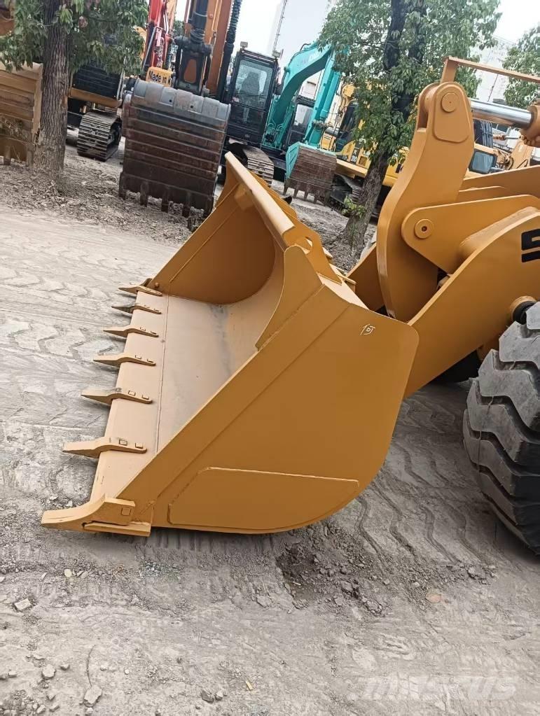 SDLG LG 956 L Pale gommate