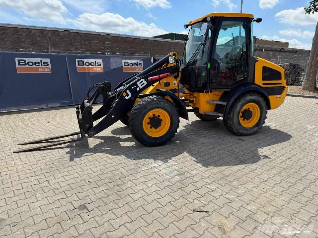 JCB 409 Pale gommate