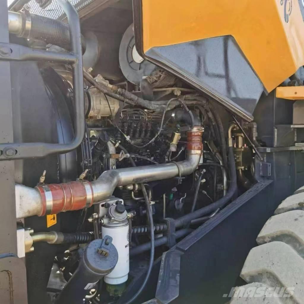 LiuGong CLG 856 H Pale gommate