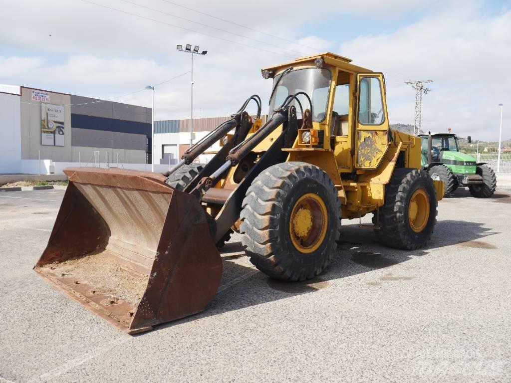 Volvo BM 4400 Pale gommate