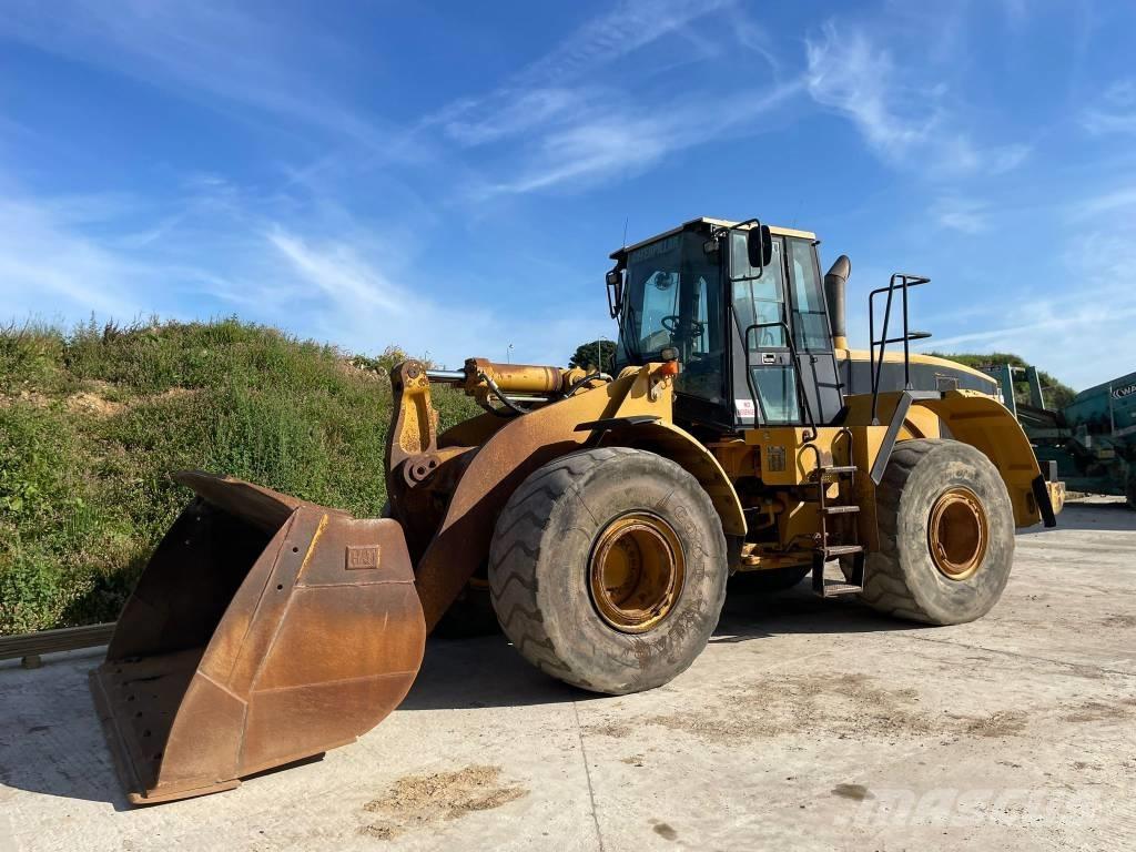 CAT 966 G Pale gommate