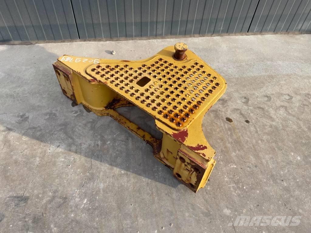 CAT D6K Zugtraverse Altri componenti