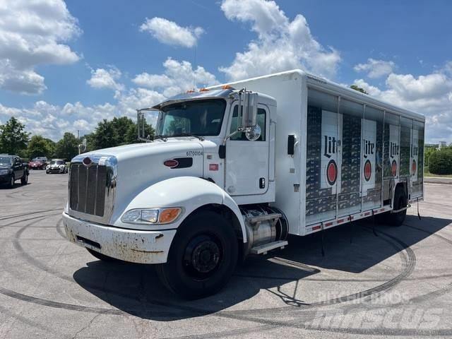 Peterbilt 337 Camion per la consegna bevande