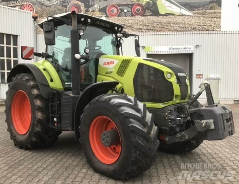 CLAAS AXION 850 Trattori