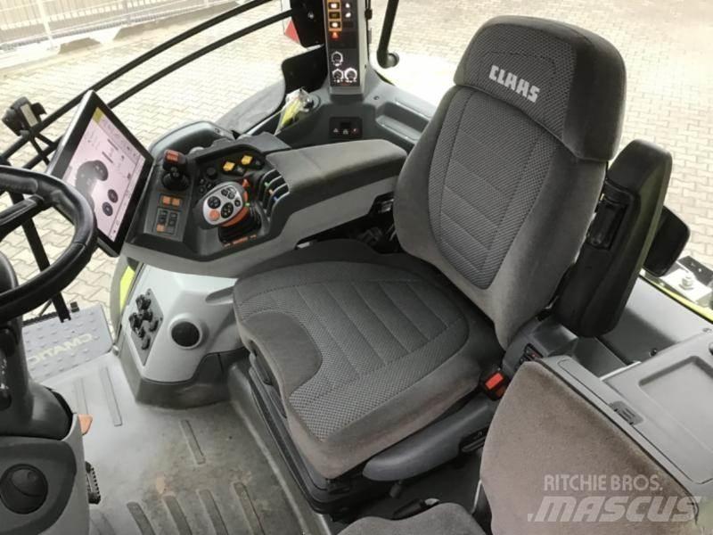 CLAAS AXION 850 Trattori