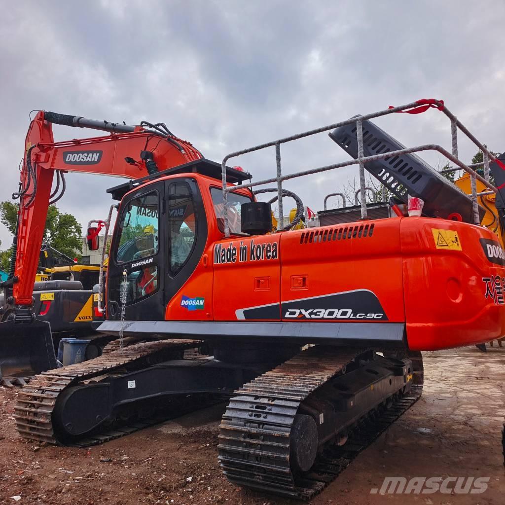 Doosan DX 300LC Escavatori cingolati