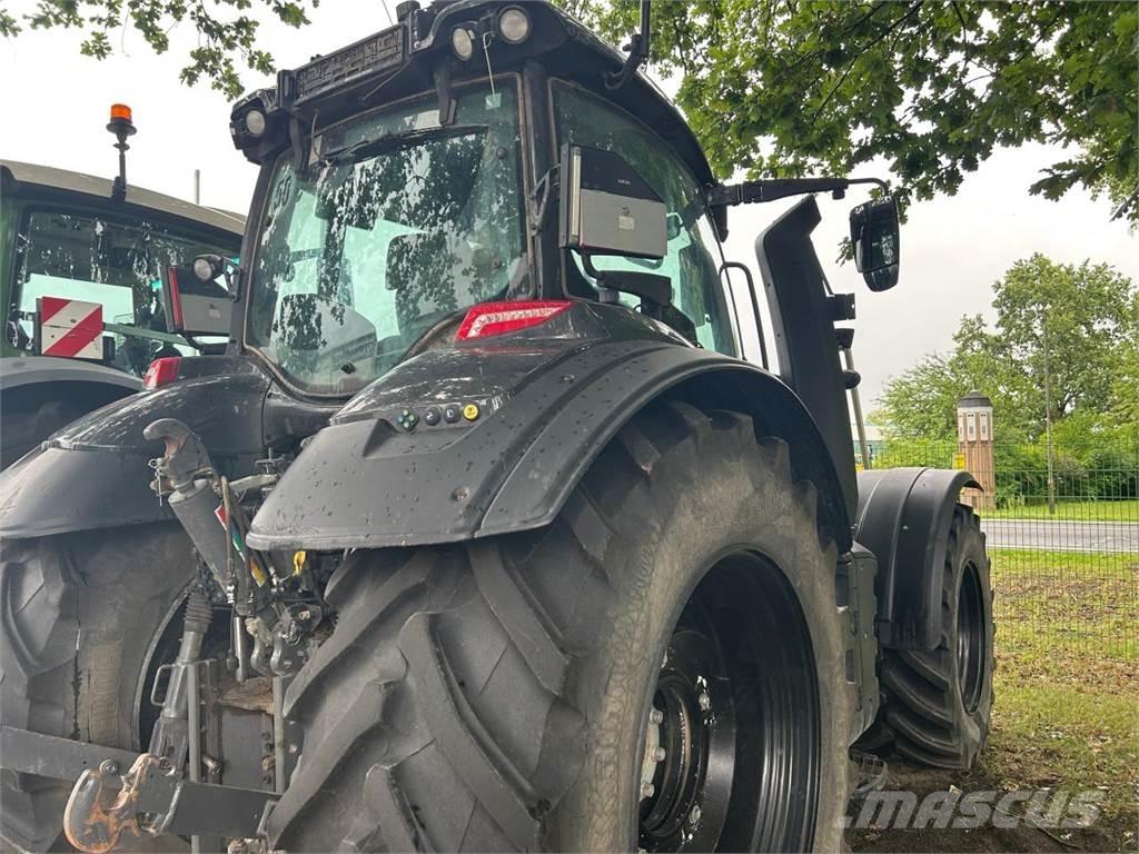 Valtra T 235 D Trattori