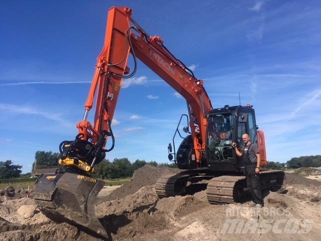 Hitachi ZX 135 US-6 Escavatori cingolati