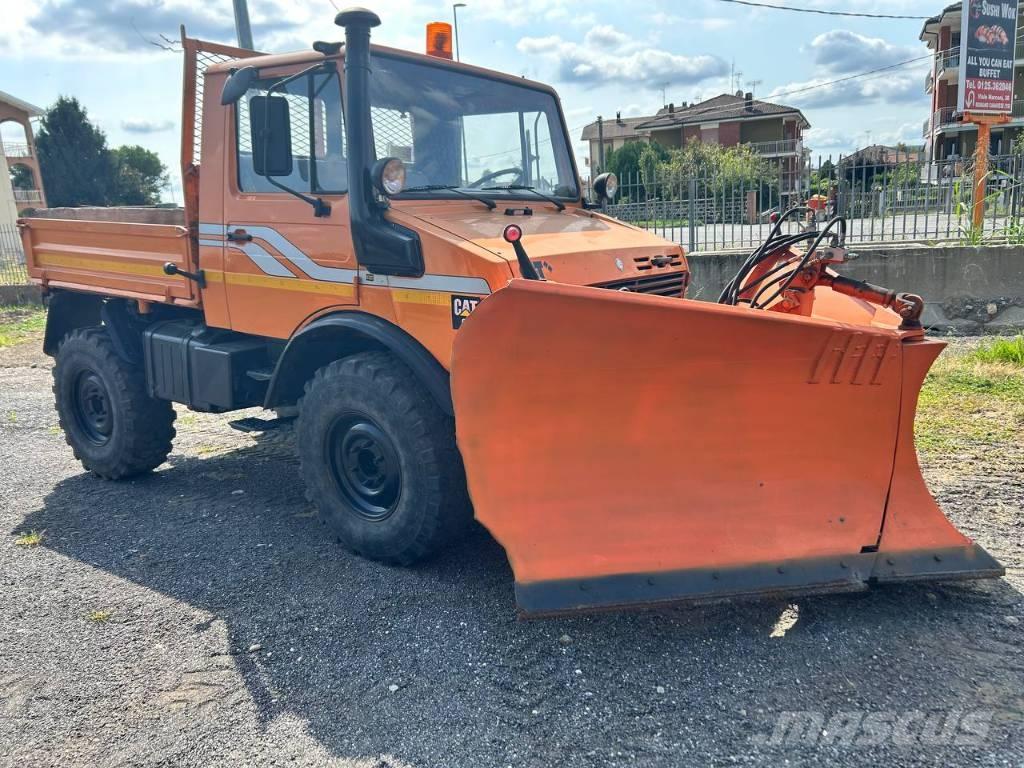 Mercedes-Benz unimog Camion cassonati