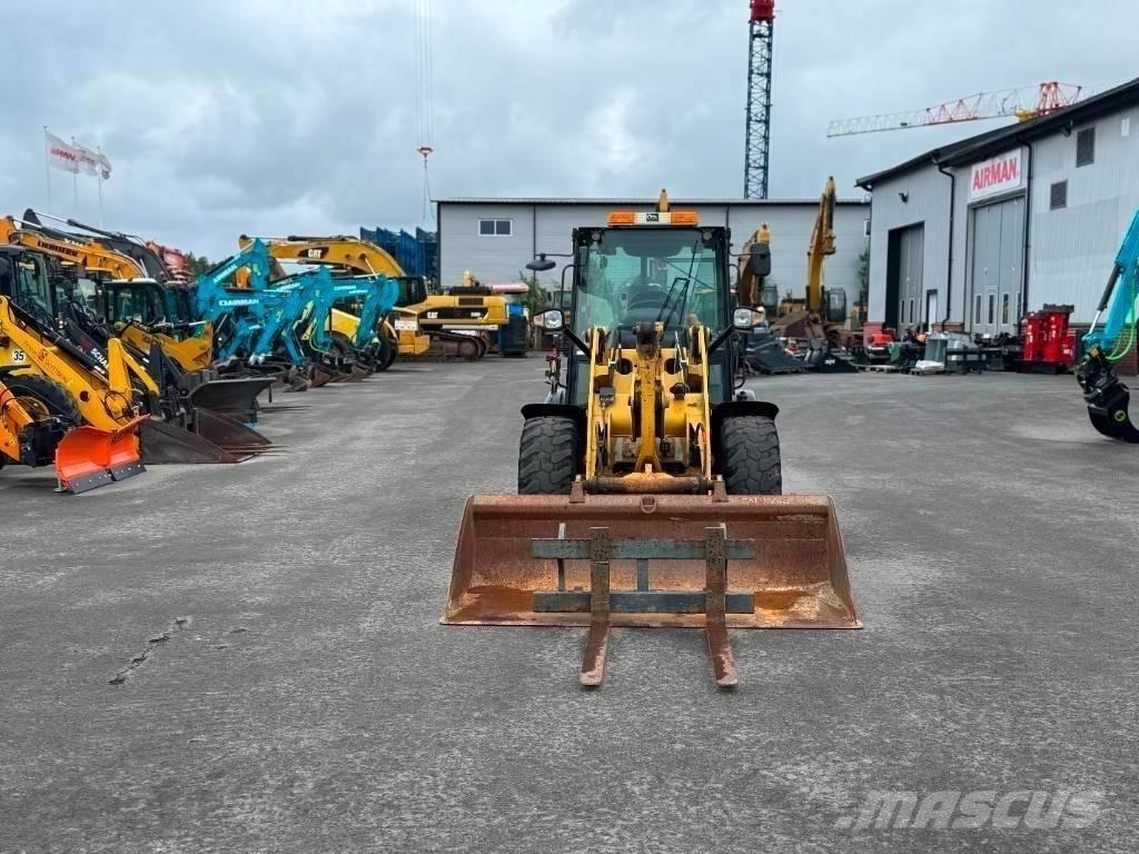 CAT 906 H Pale gommate