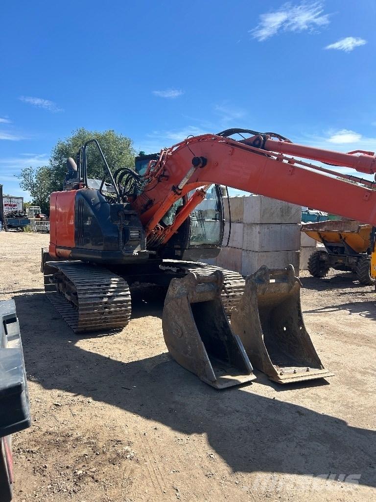 Hitachi ZX 135 US-6 Escavatori cingolati