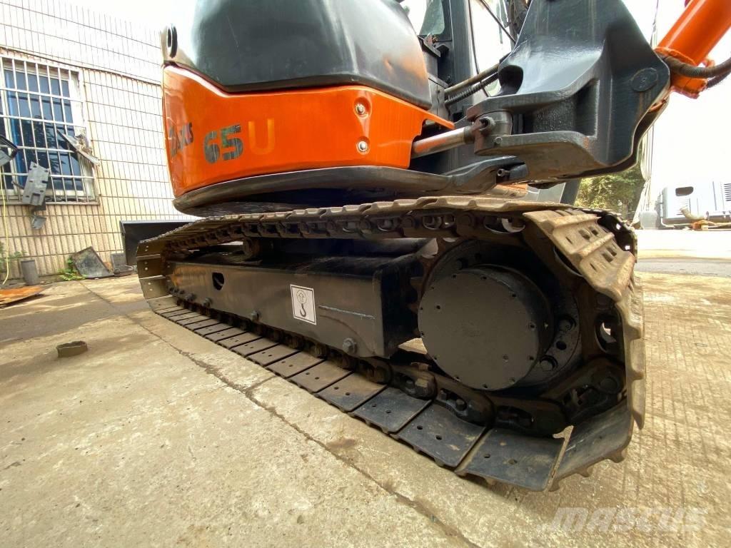 Hitachi ZX65 Miniescavatori