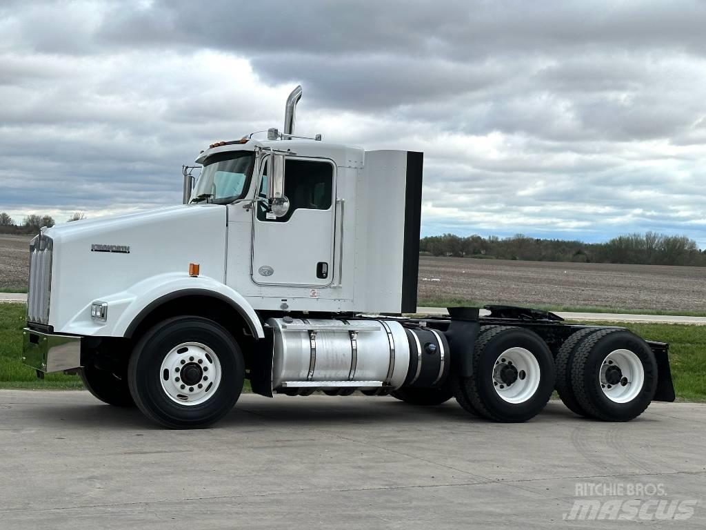Kenworth T800 Motrici e Trattori Stradali